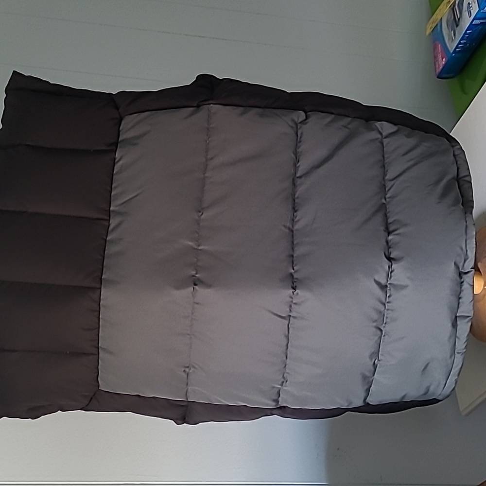 Columbia Black and Green Puffer Vest - Picture 7 of 12